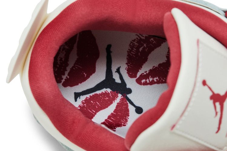 Air Jordan 4 Retro Valentine's Day Sierra Red