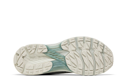 Asics Gel-Terrain Seal Grey