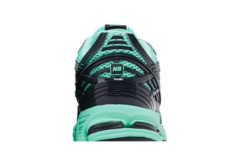 New Balance 1906R Size? Green Black