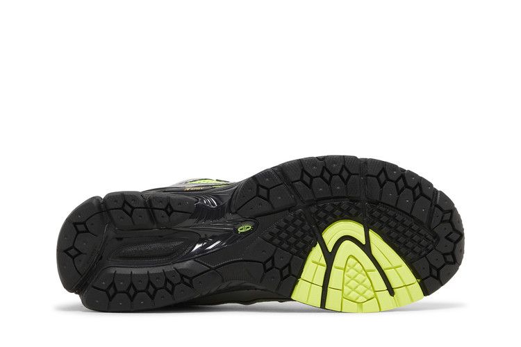 New Balance 1906R Volt Black