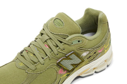 New Balance 2002R Bryant Giles Olive Green