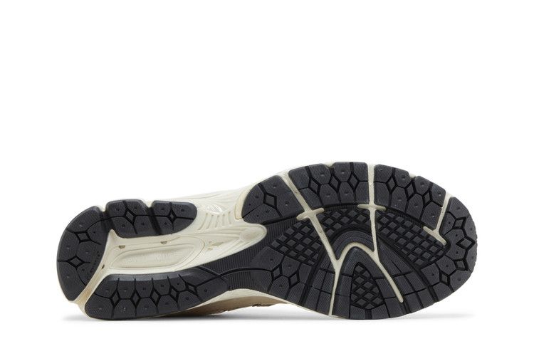 New Balance 2002R Calm Taupe