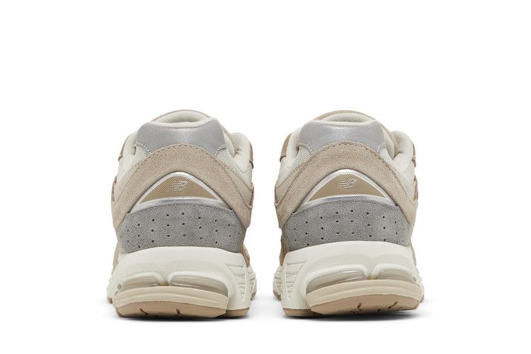 New Balance 2002R Driftwood Sandstone