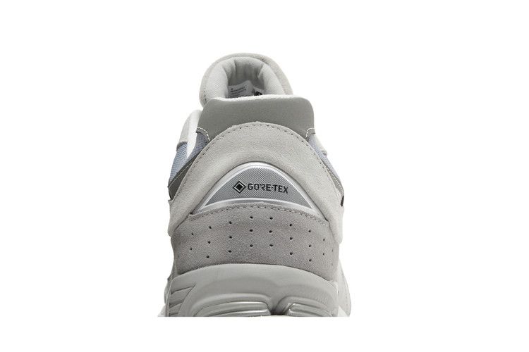 New Balance 2002R Gore-Tex Concrete