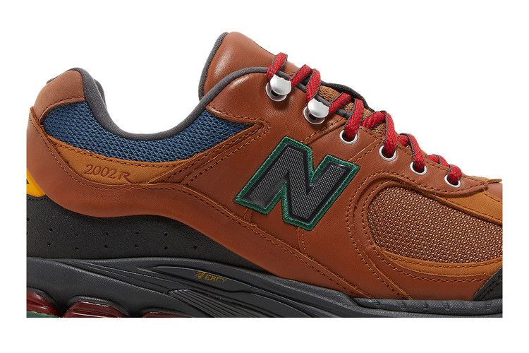 New Balance 2002R Hiking Brown