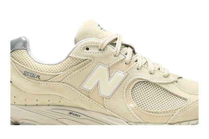 New Balance 2002R Light Bone Aluminium
