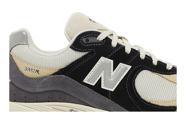 New Balance 2002R Magnet