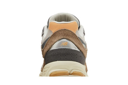New Balance 2002R Mushroom Hazy Peach