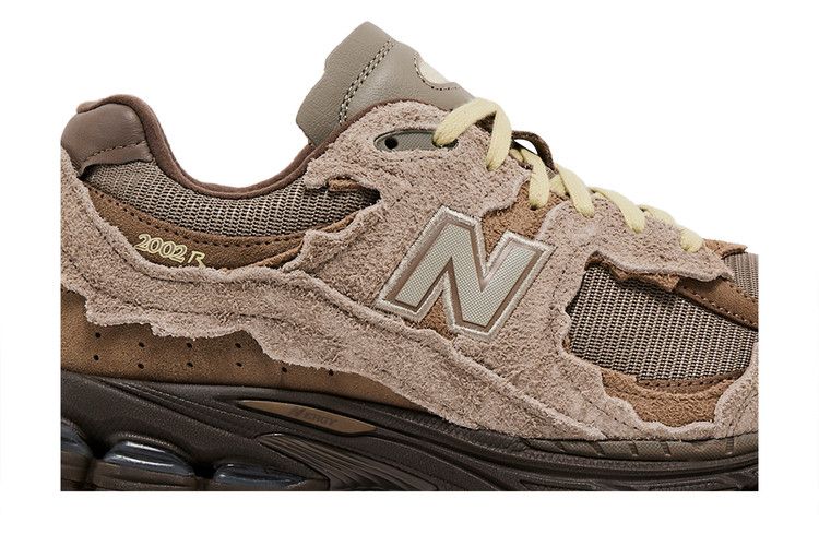 New Balance 2002R Protection Pack Brown