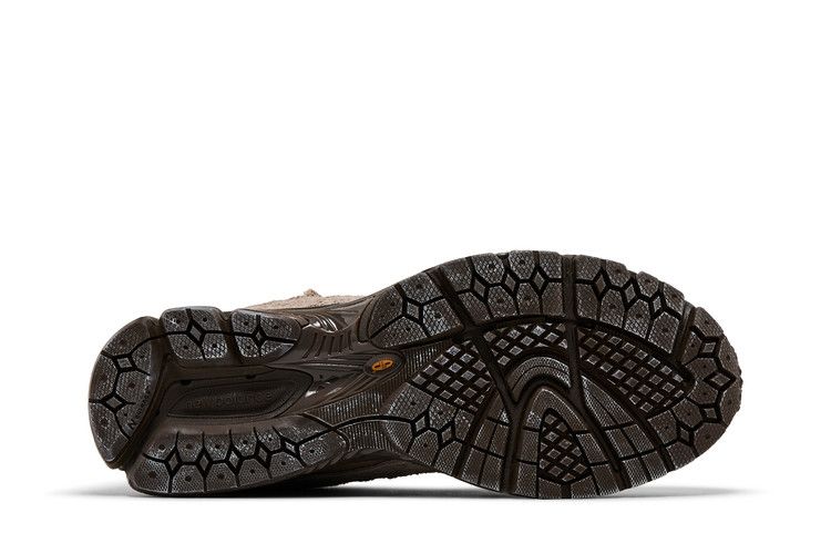 New Balance 2002R Protection Pack Brown