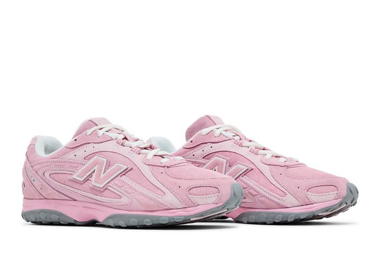 New Balance 204L Pastel Pink
