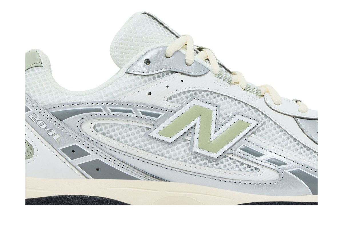 New Balance 204L Silver Metallic Sage Green