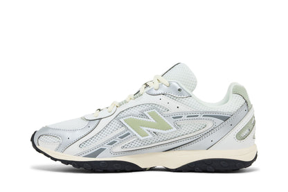 New Balance 204L Silver Metallic Sage Green