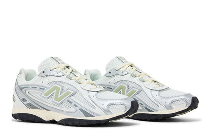 New Balance 204L Silver Metallic Sage Green