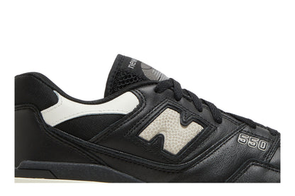 New Balance 550 Black Sail