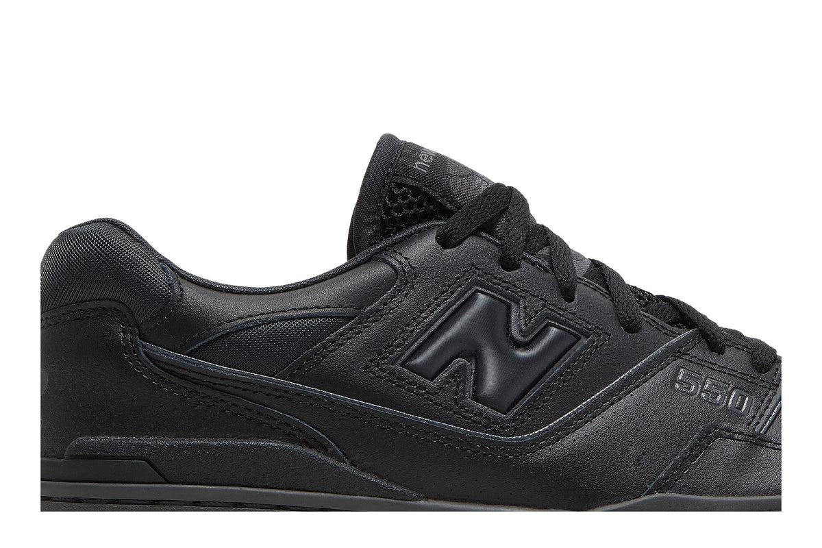 New Balance 550 Triple Black