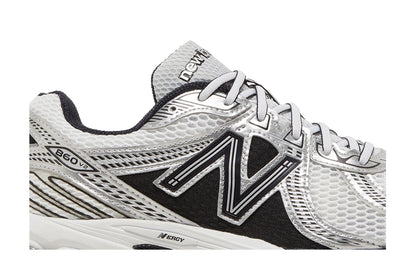 New Balance 860 Black White Silver
