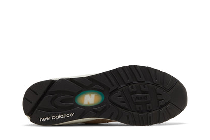 New Balance 990 V2 Kith Tannin