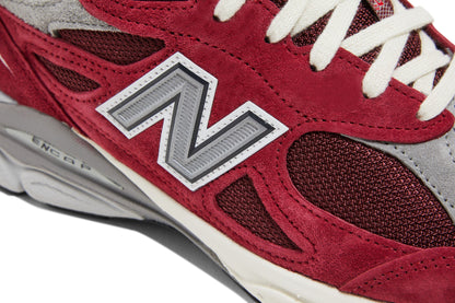 New Balance 990 V3 Scarlet