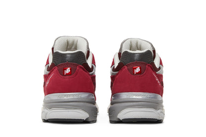 New Balance 990 V3 Scarlet