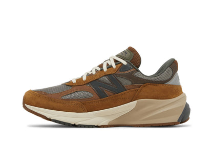 New Balance 990 V6 Carhartt WIP Sculpture Center
