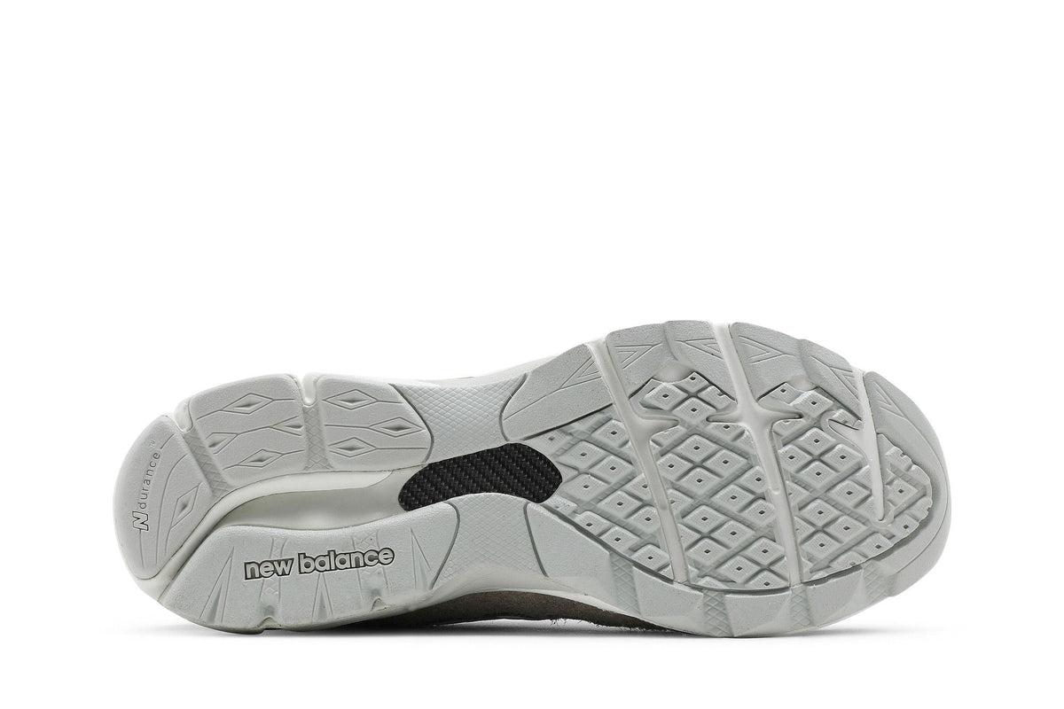New Balance 990 v3 Levi's Elephant Skin