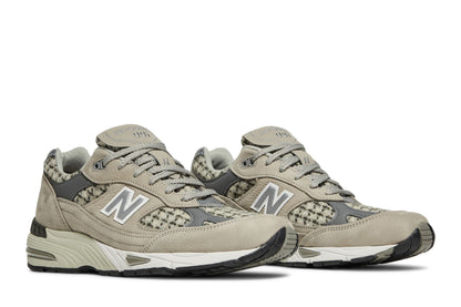 New Balance 991 Beige Harris Tweed