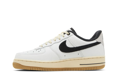 Nike Air Force 1 '07 LX Low Command Force Summit White Black
