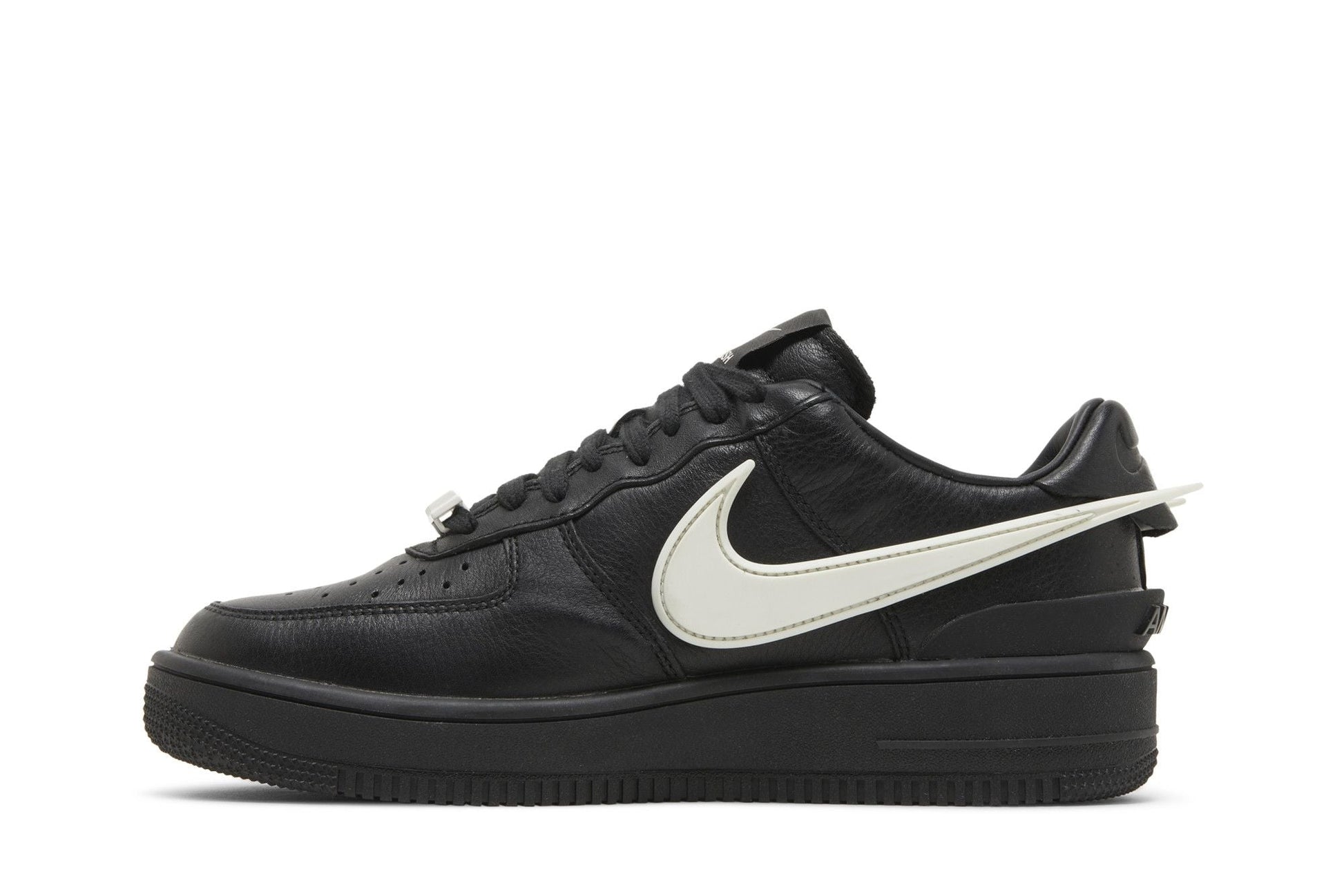 Nike Air Force 1 Low Ambush Black