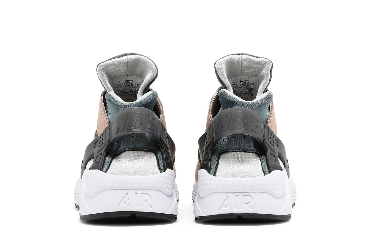 Nike Air Huarache Escape (2021)