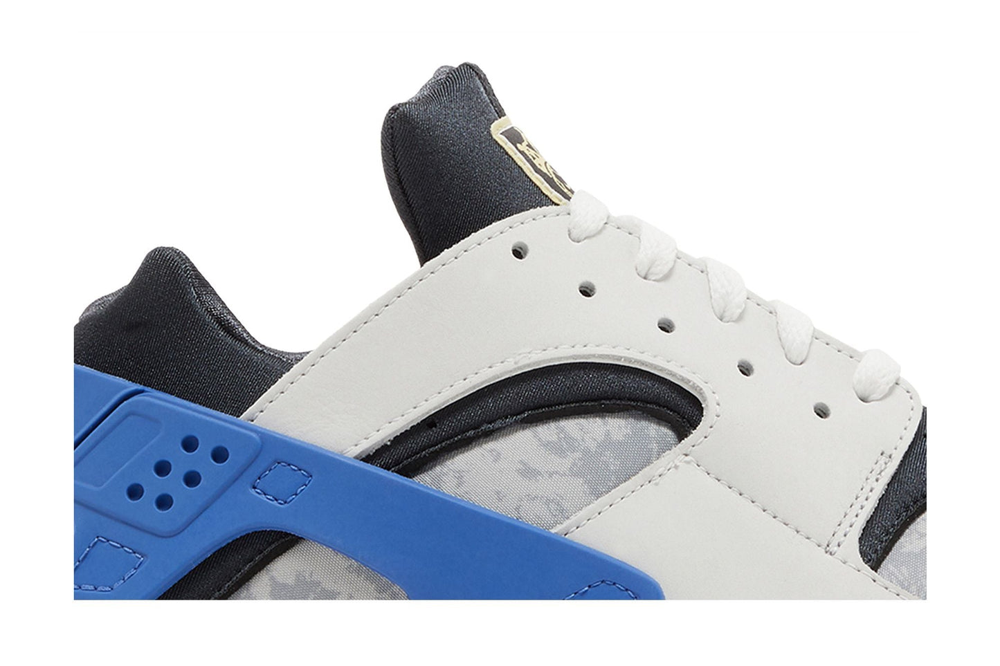 Nike Air Huarache Social FC