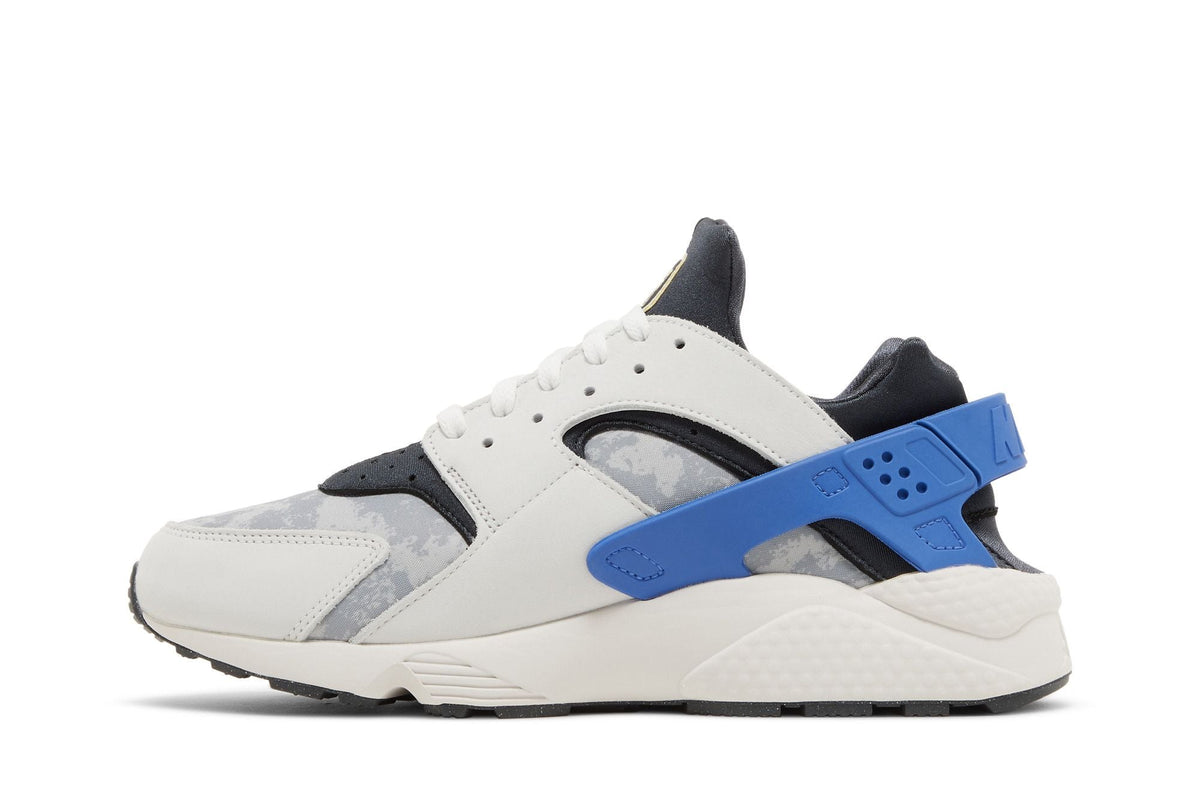 Nike Air Huarache Social FC