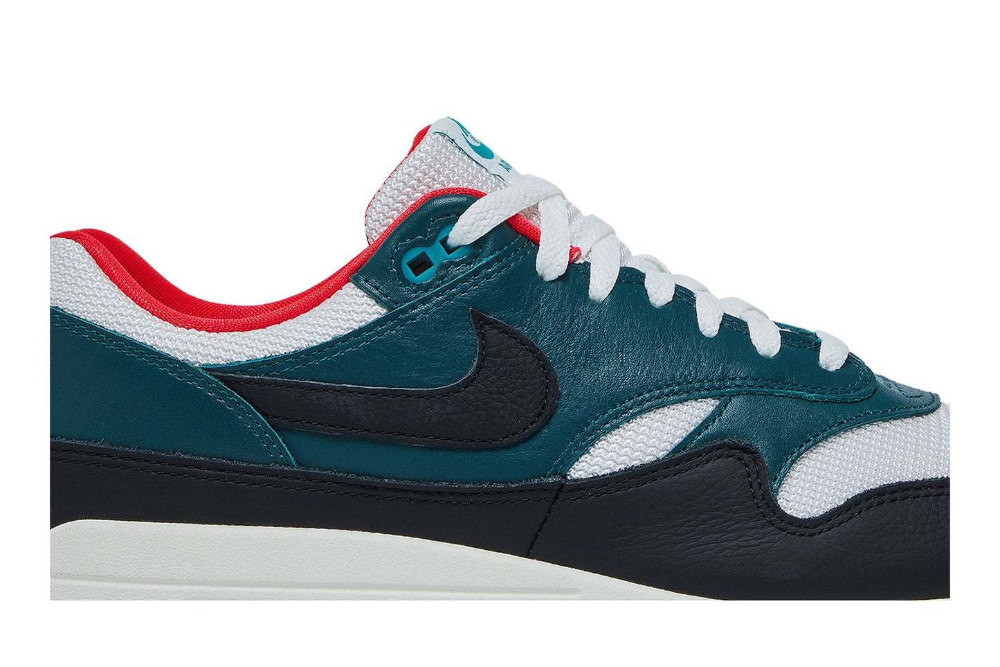 Nike Air Max 1 Liverpool Lebron James