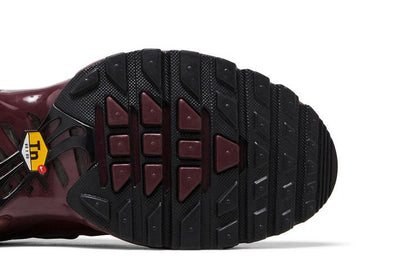 Nike Air Max Plus SE Night Maroon Metallic Silver