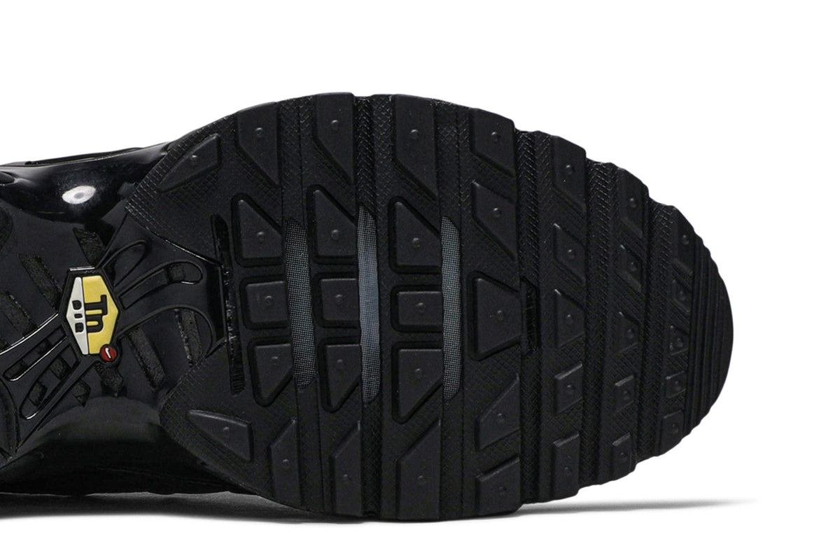 Nike Air Max Plus Triple Black