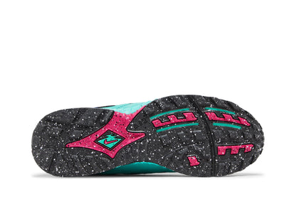 Nike Air Terra Humara Undefeated Light Menta