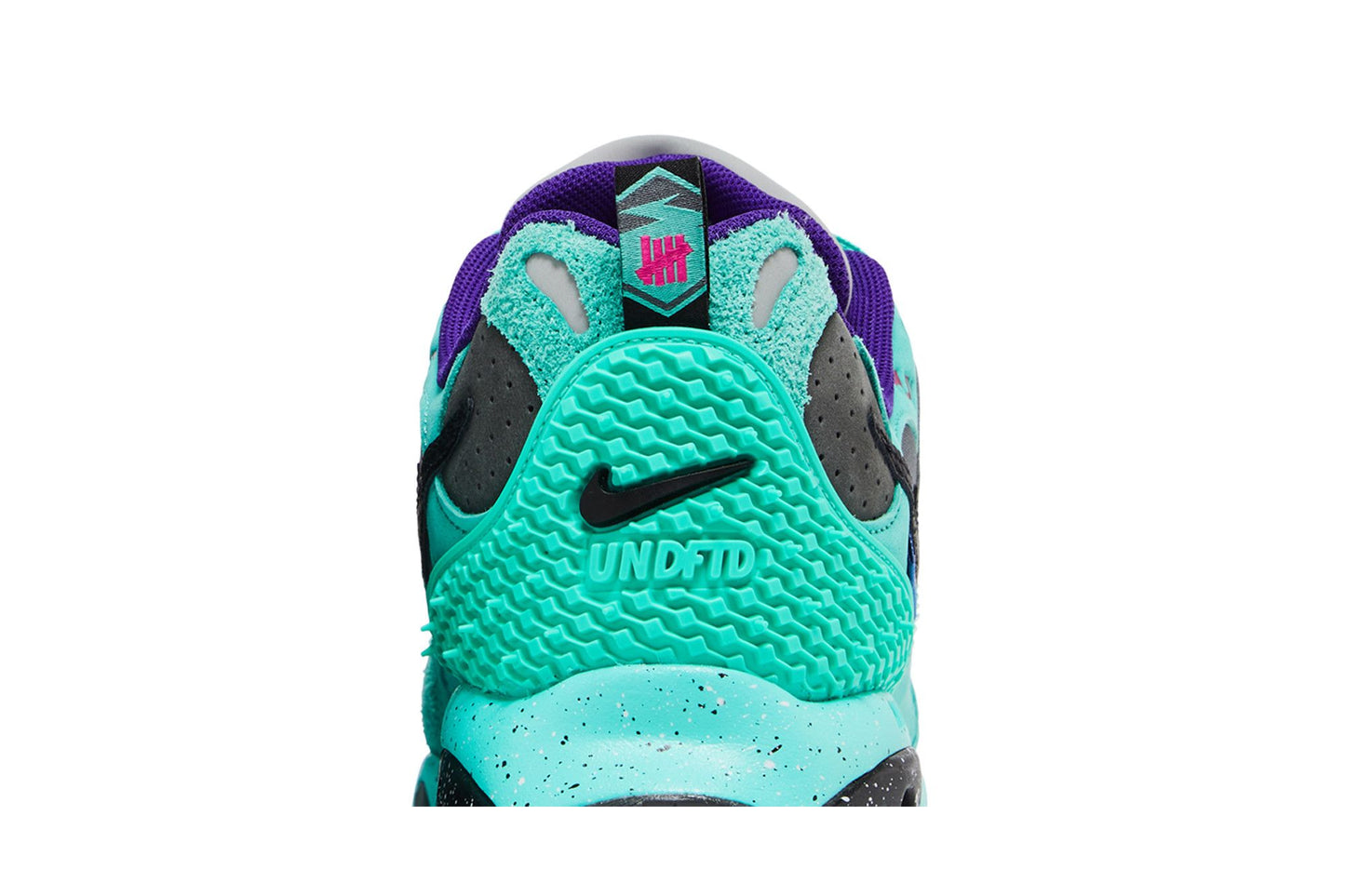 Nike Air Terra Humara Undefeated Light Menta