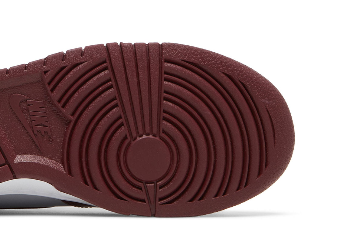 Nike Dunk High Dark Beetroot