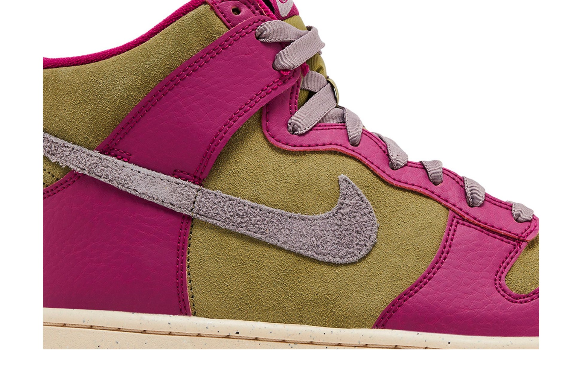 Nike Dunk High Dynamic Berry