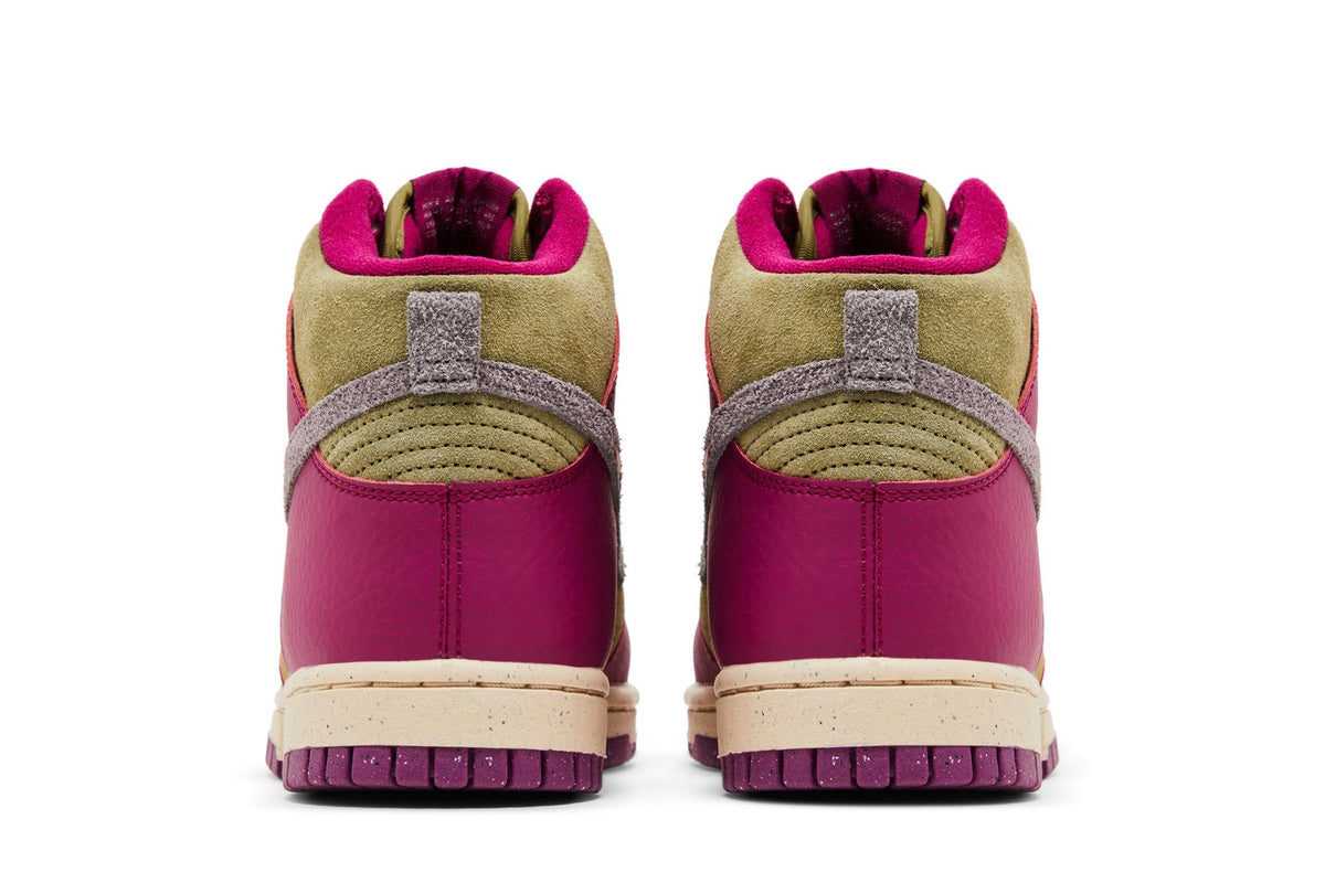 Nike Dunk High Dynamic Berry
