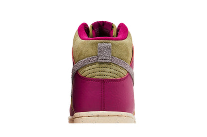 Nike Dunk High Dynamic Berry
