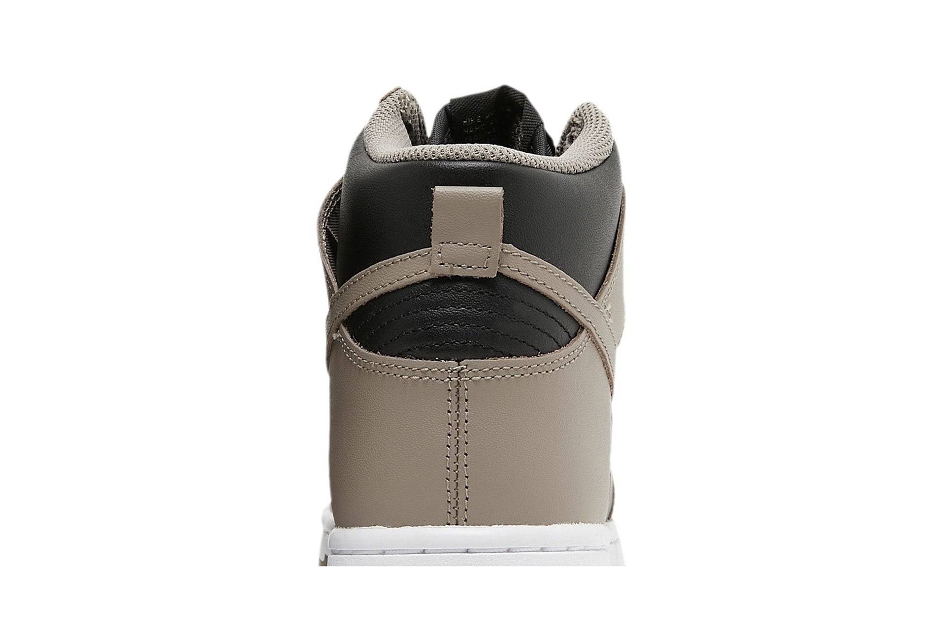 Nike Dunk High Moon Fossil
