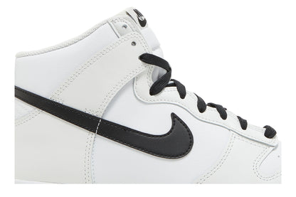 Nike Dunk High Reverse Panda