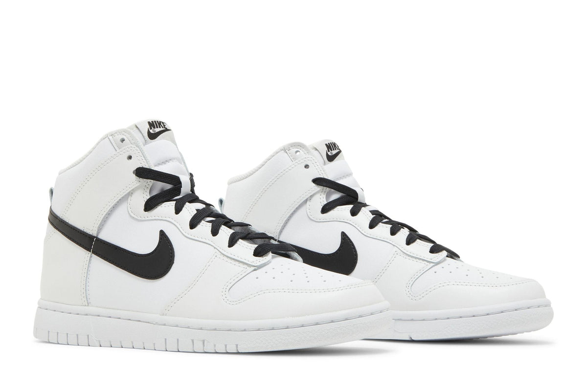 Nike Dunk High Reverse Panda