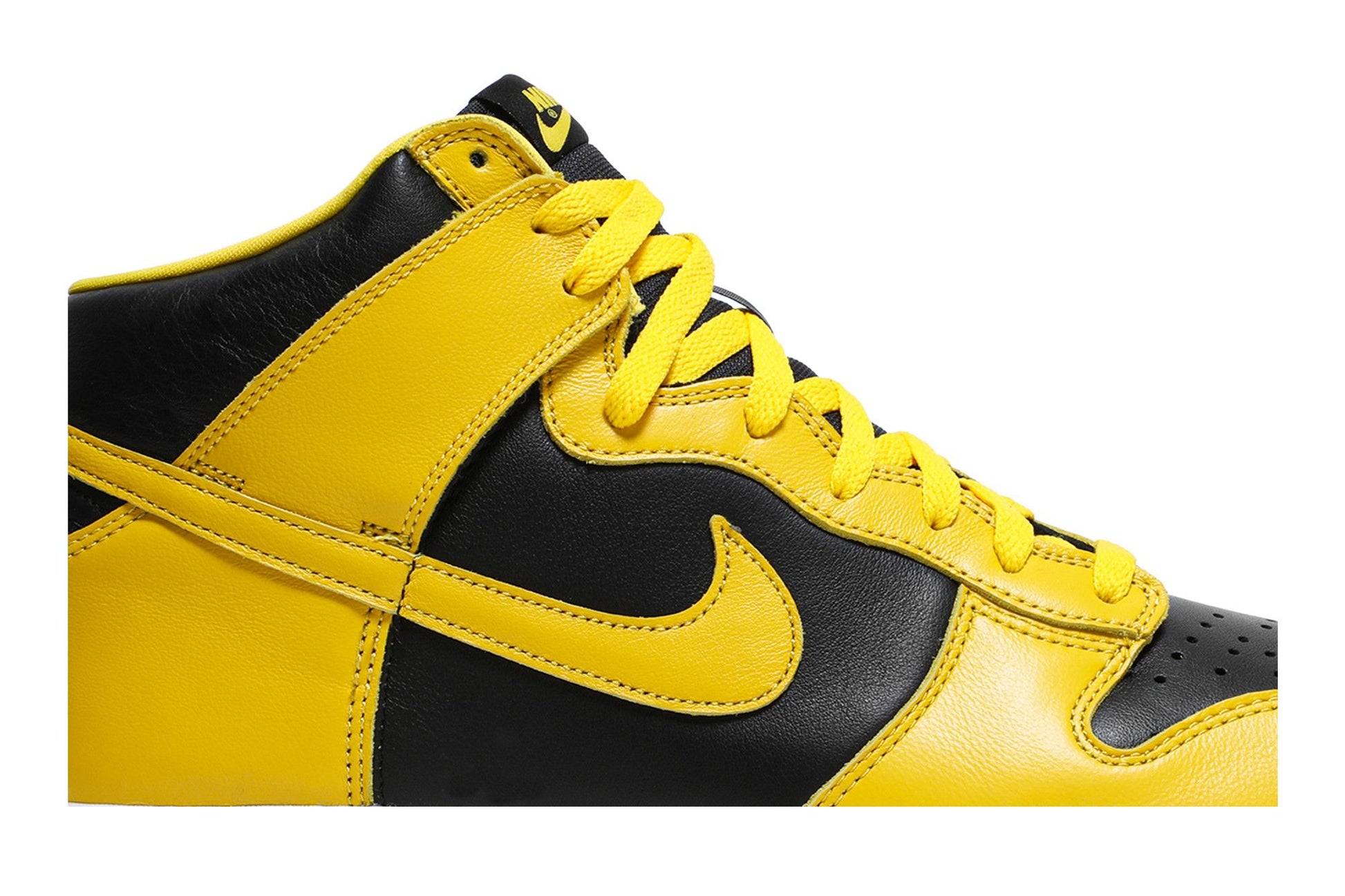 Nike Dunk High Varsity Maize