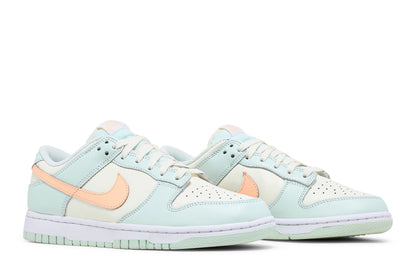 Nike Dunk Low Barely Green