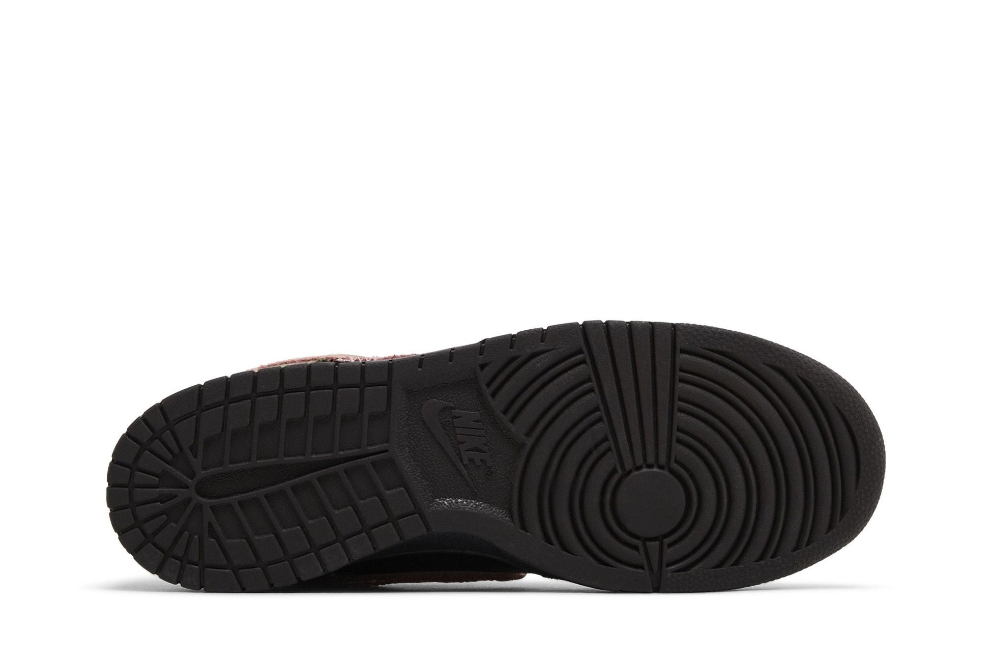 Nike Dunk Low Dunks Not Dead