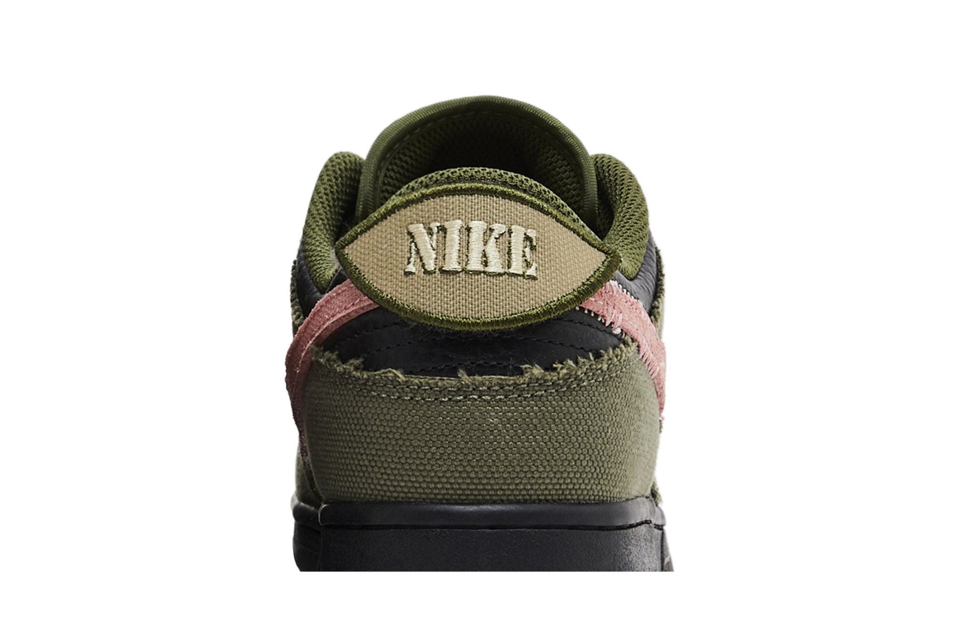 Nike Dunk Low Dunks Not Dead