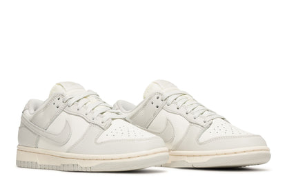 Nike Dunk Low Light Bone