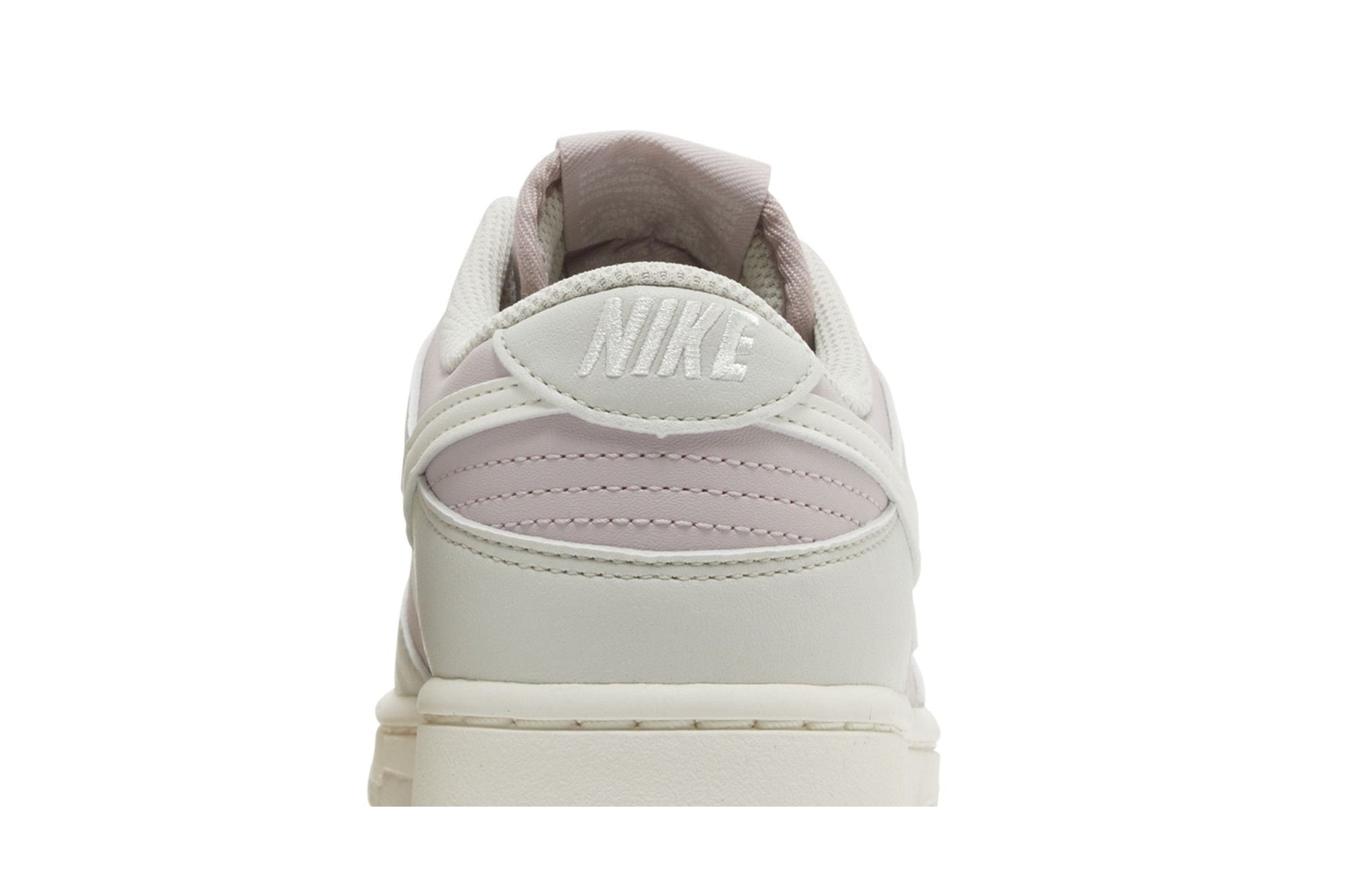 Nike Dunk Low Next Nature Platinum Violet